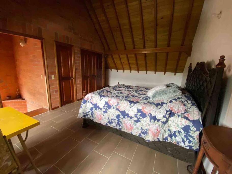 Hermosa Casa , Con Parqueadero En Rionegro Cerca Al Aeropuerto Villa Exterior photo